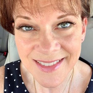 Meet your Posher, Gail